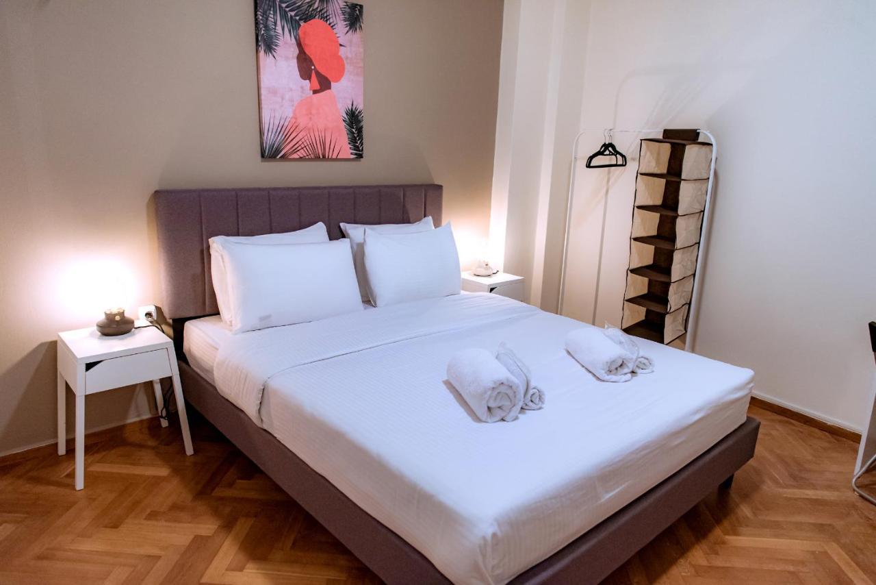 Plaka Apartment Атина Екстериор снимка